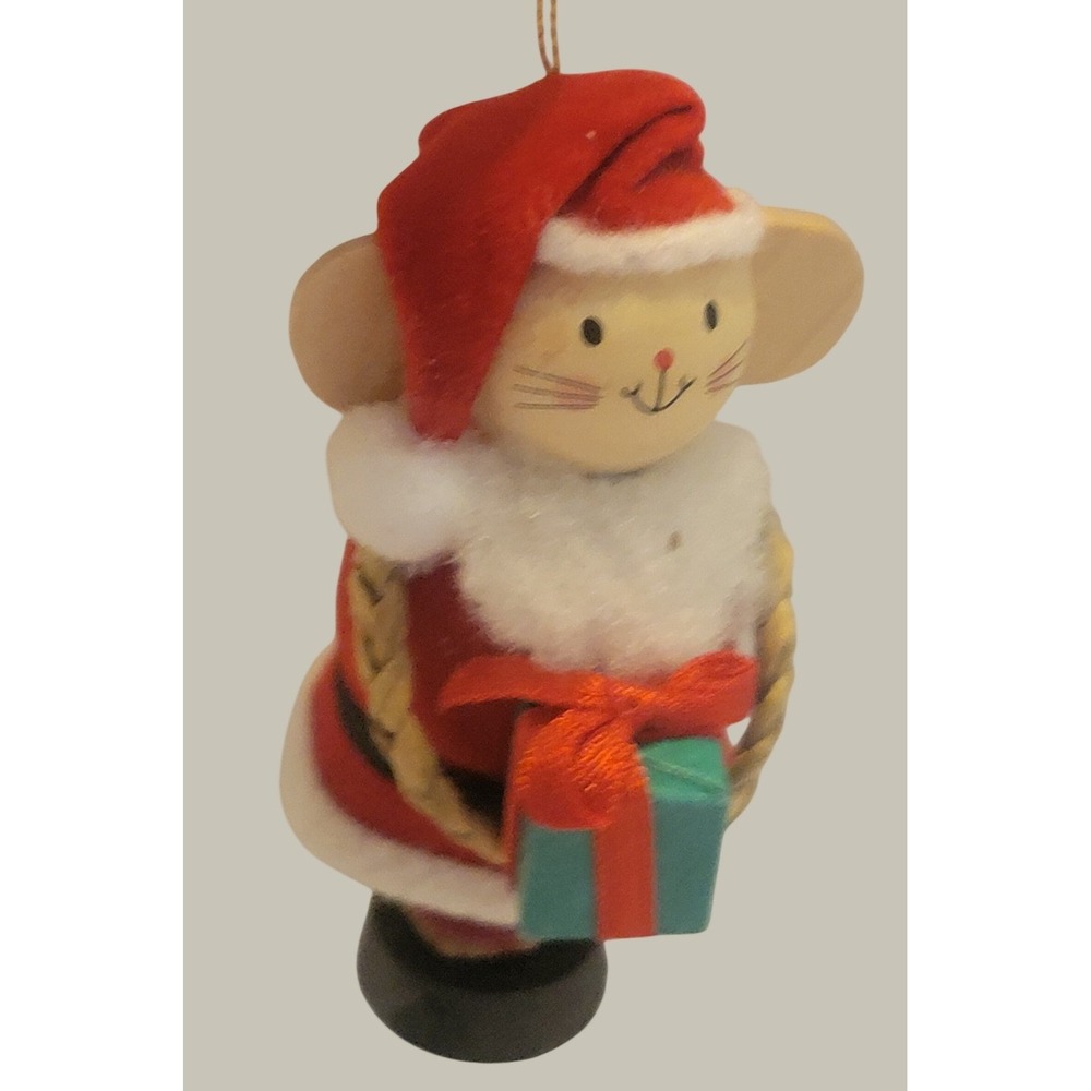 Avon Santa Straw Ornament Vintage Country Mouse Christmas Collectible Gift Red